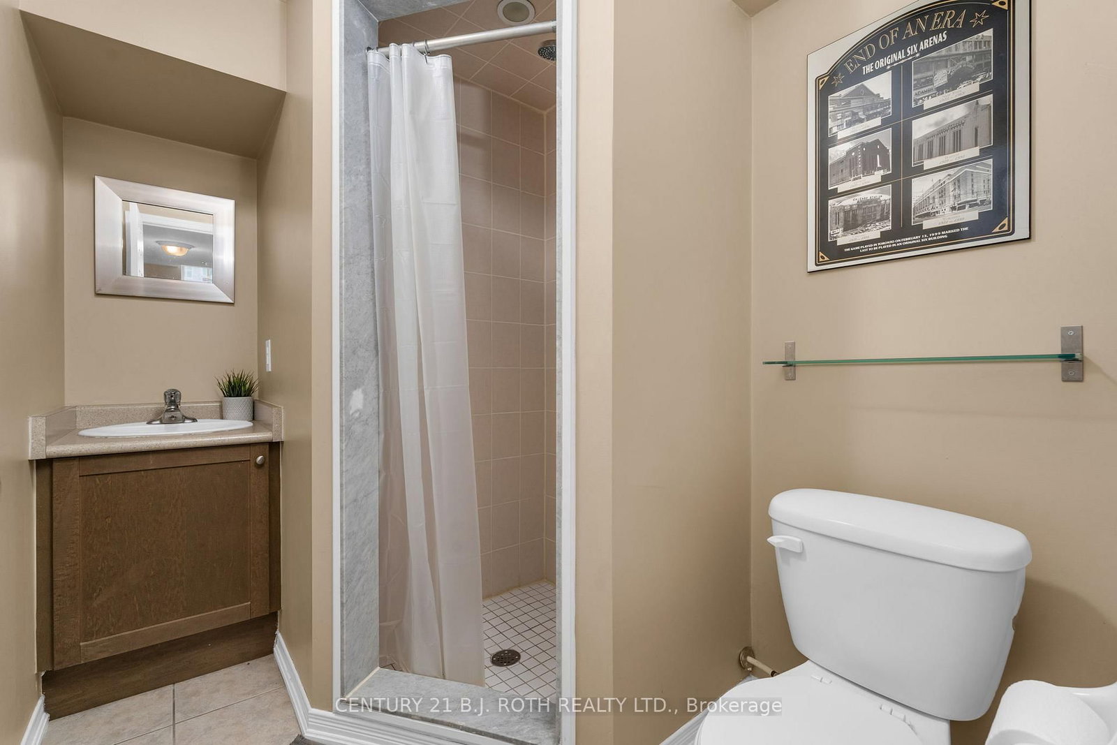 Townhouse for sale at 35 Mccann Lane, Essa, Ontario, L0M 1B4 - Angus - MLS: N12981600