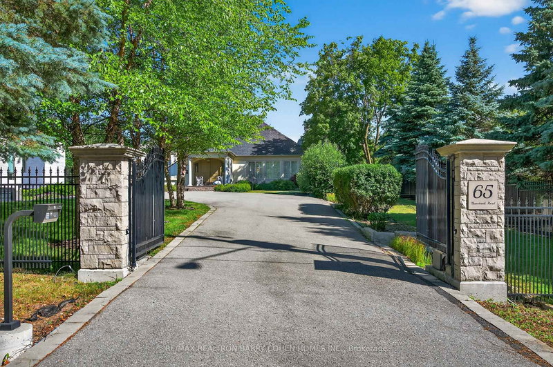 65 Thornbank Rd, Vaughan, Ontario