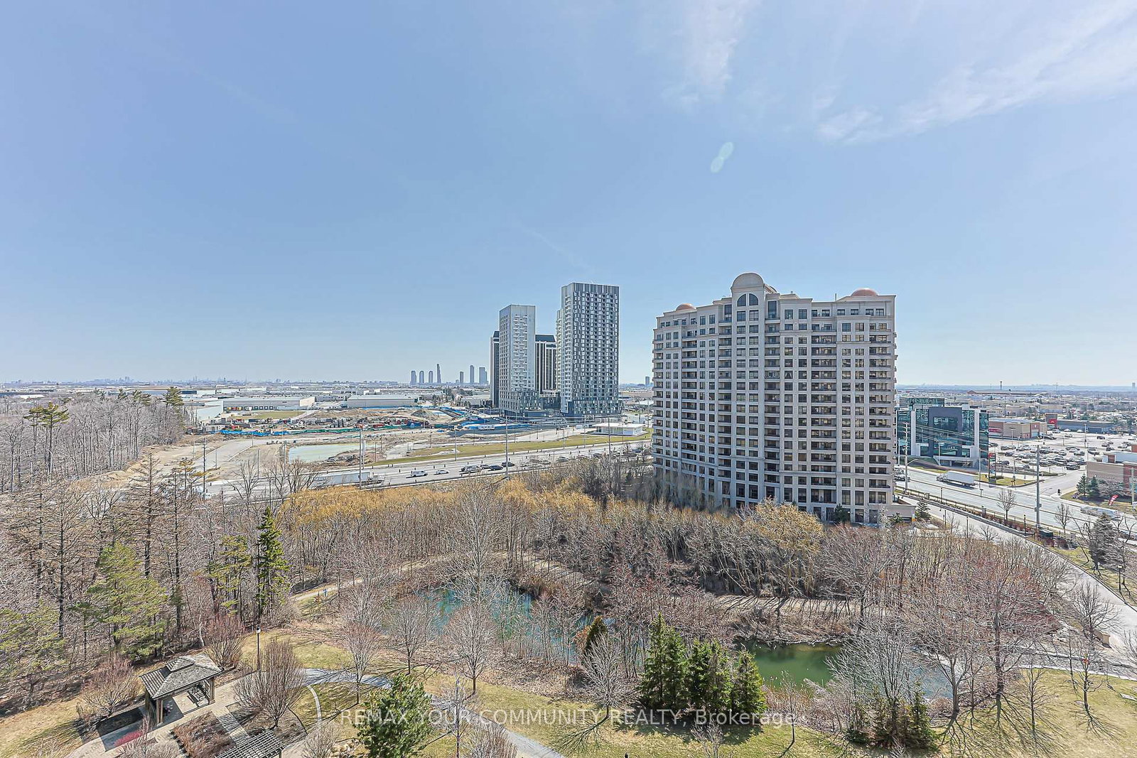 9245 Jane Street, Unit 1007 - Photo 29