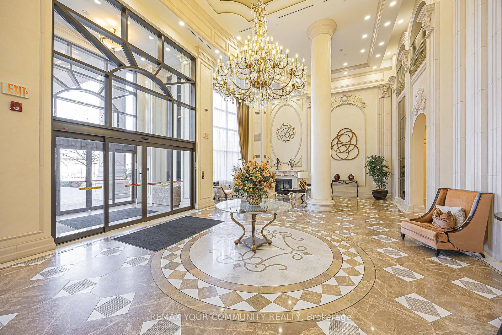 9245 Jane Street, Unit 1007 - Photo 3