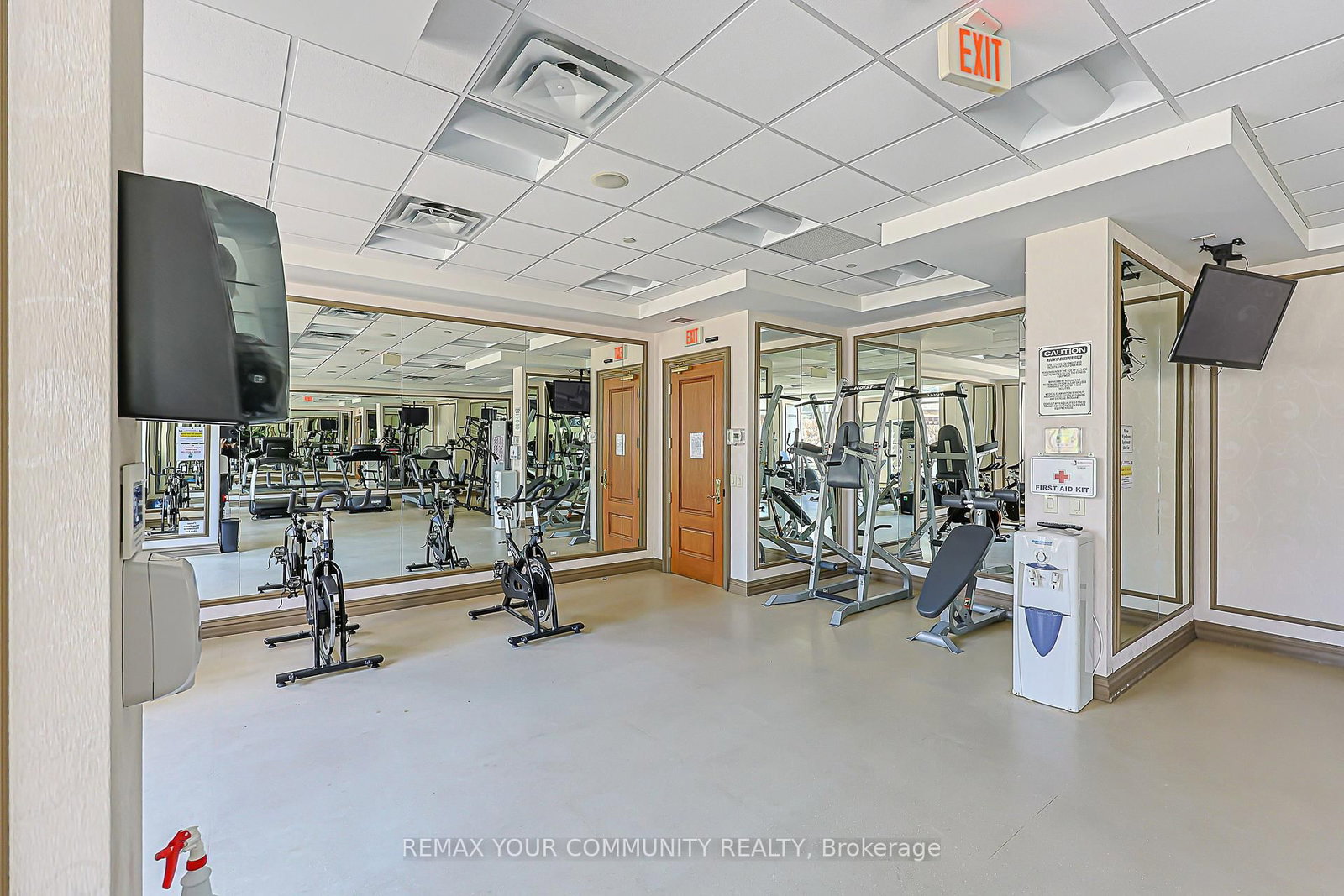 9245 Jane Street, Unit 1007 - Photo 31