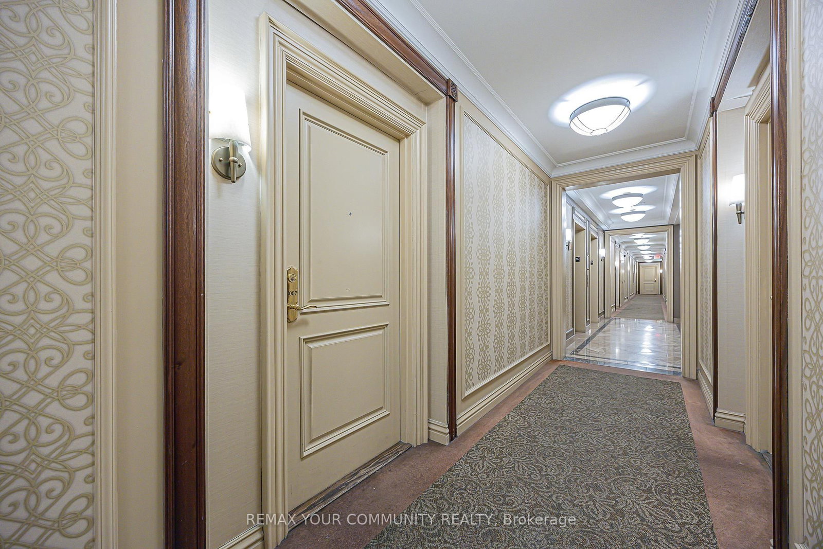 9245 Jane Street, Unit 1007 - Photo 6