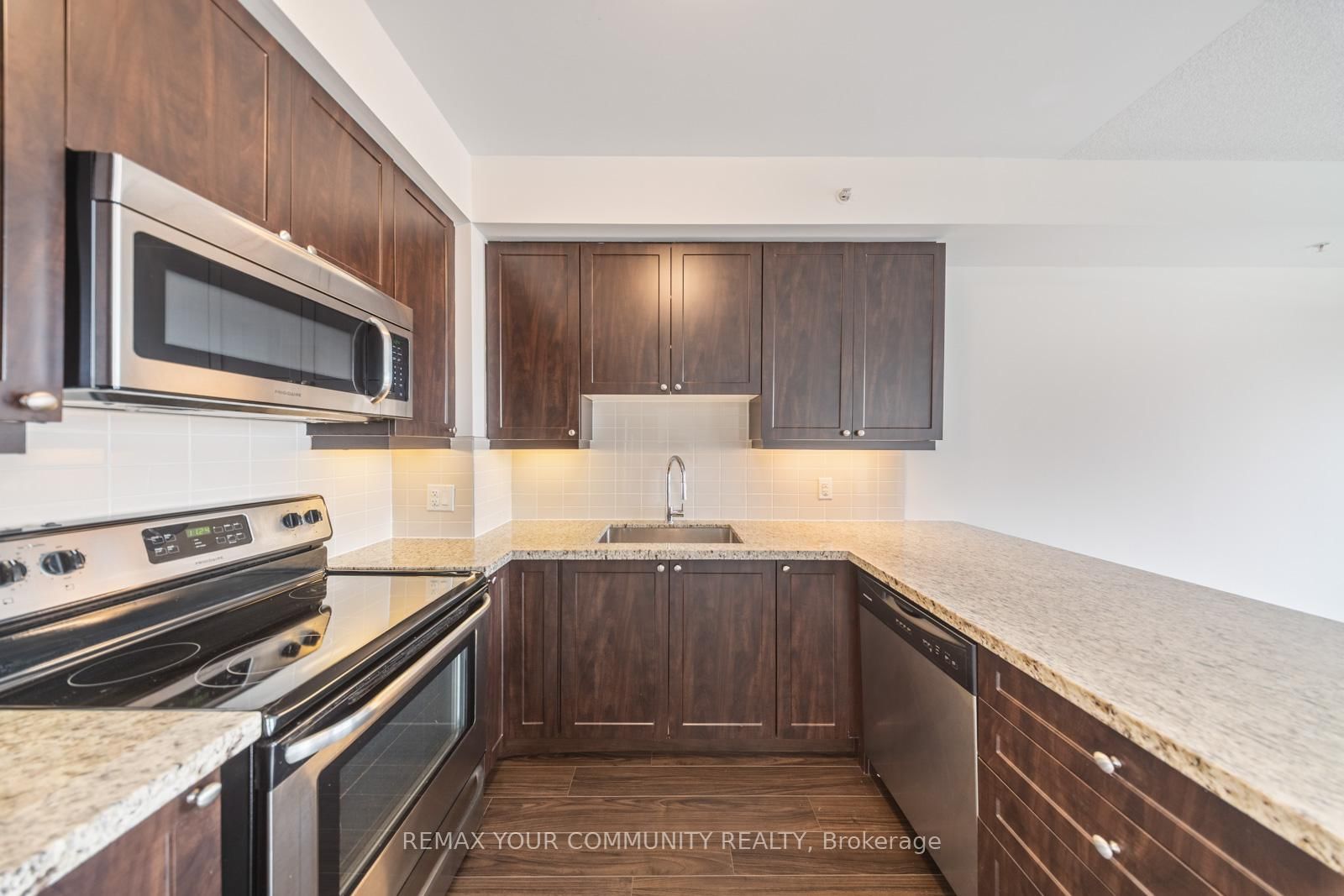 24 Woodstream Boulevard, Unit 315 - Photo 14