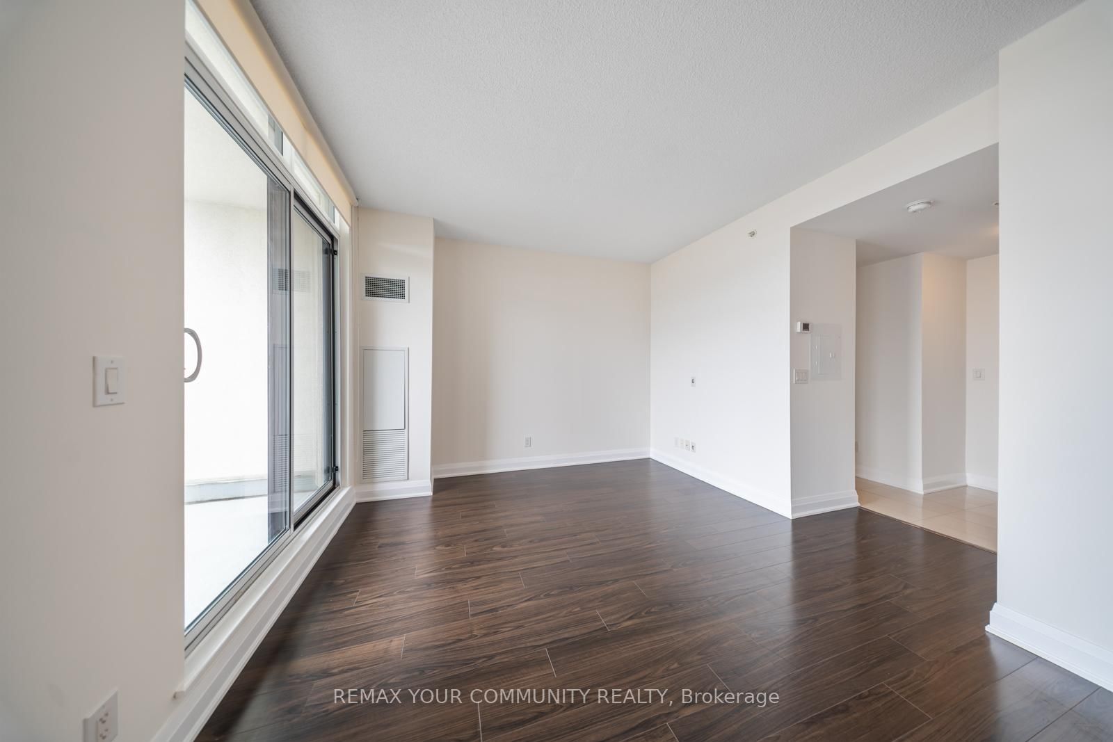 24 Woodstream Boulevard, Unit 315 - Photo 9