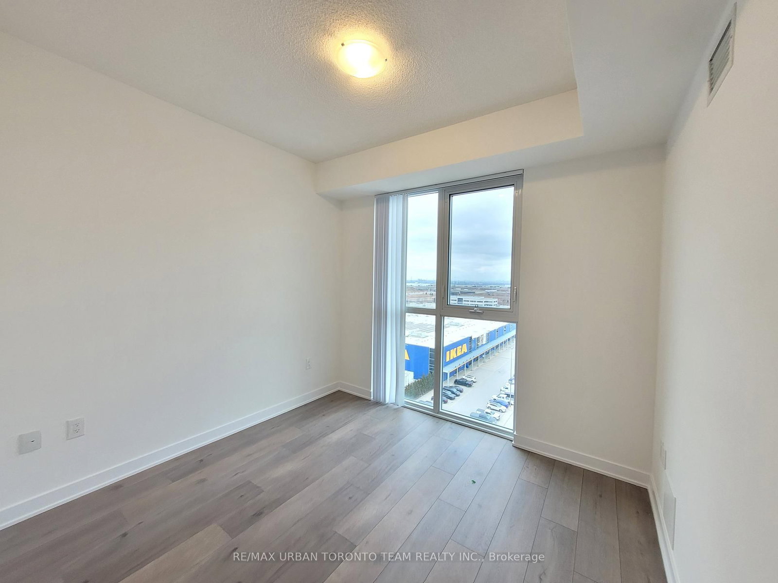 10 Honeycrisp Crescent, Unit 1016 - Photo 7