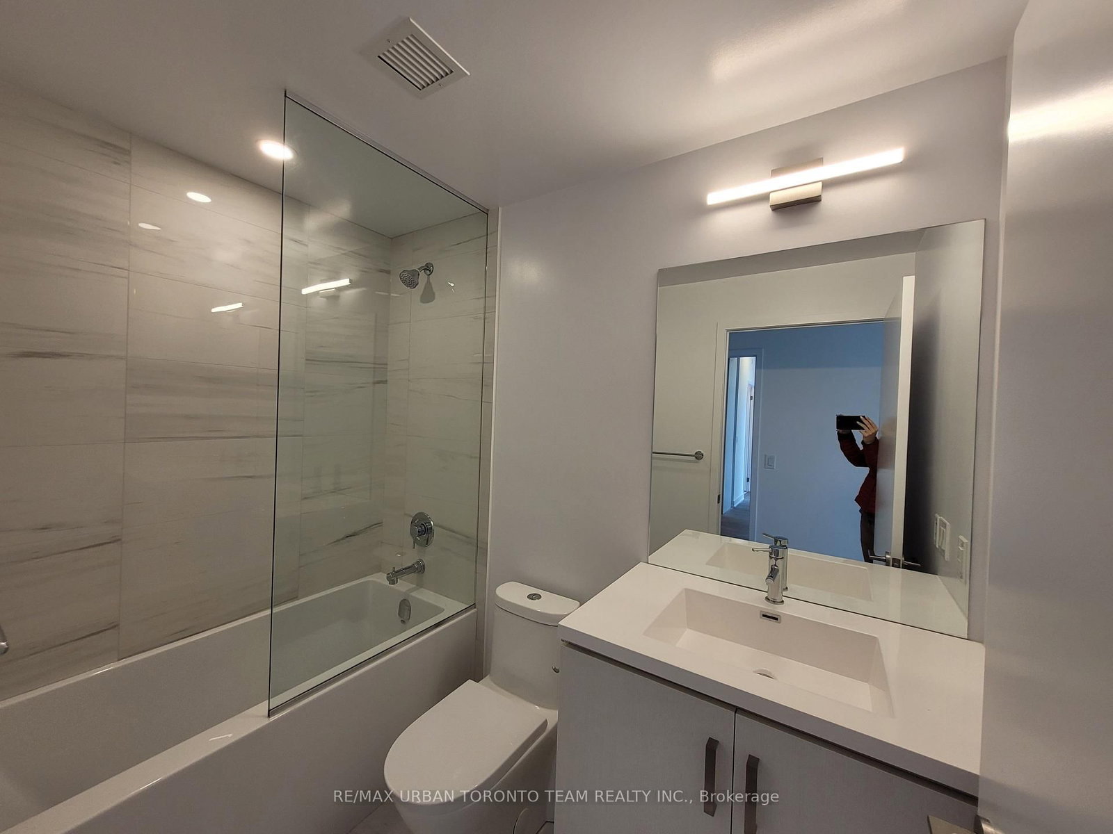 10 Honeycrisp Crescent, Unit 1016 - Photo 8