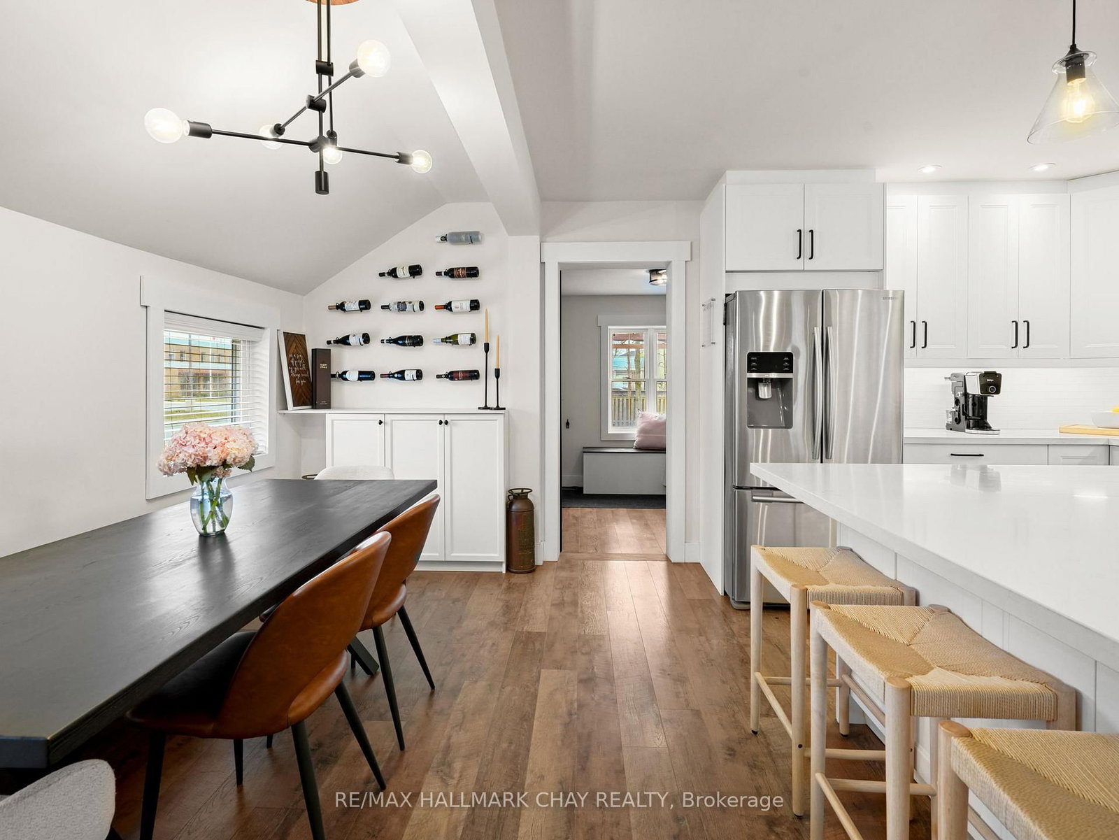 Detached House for sale at 70 Church Street, New Tecumseth, Ontario, L9R 1S7 - Alliston - MLS: N12982072