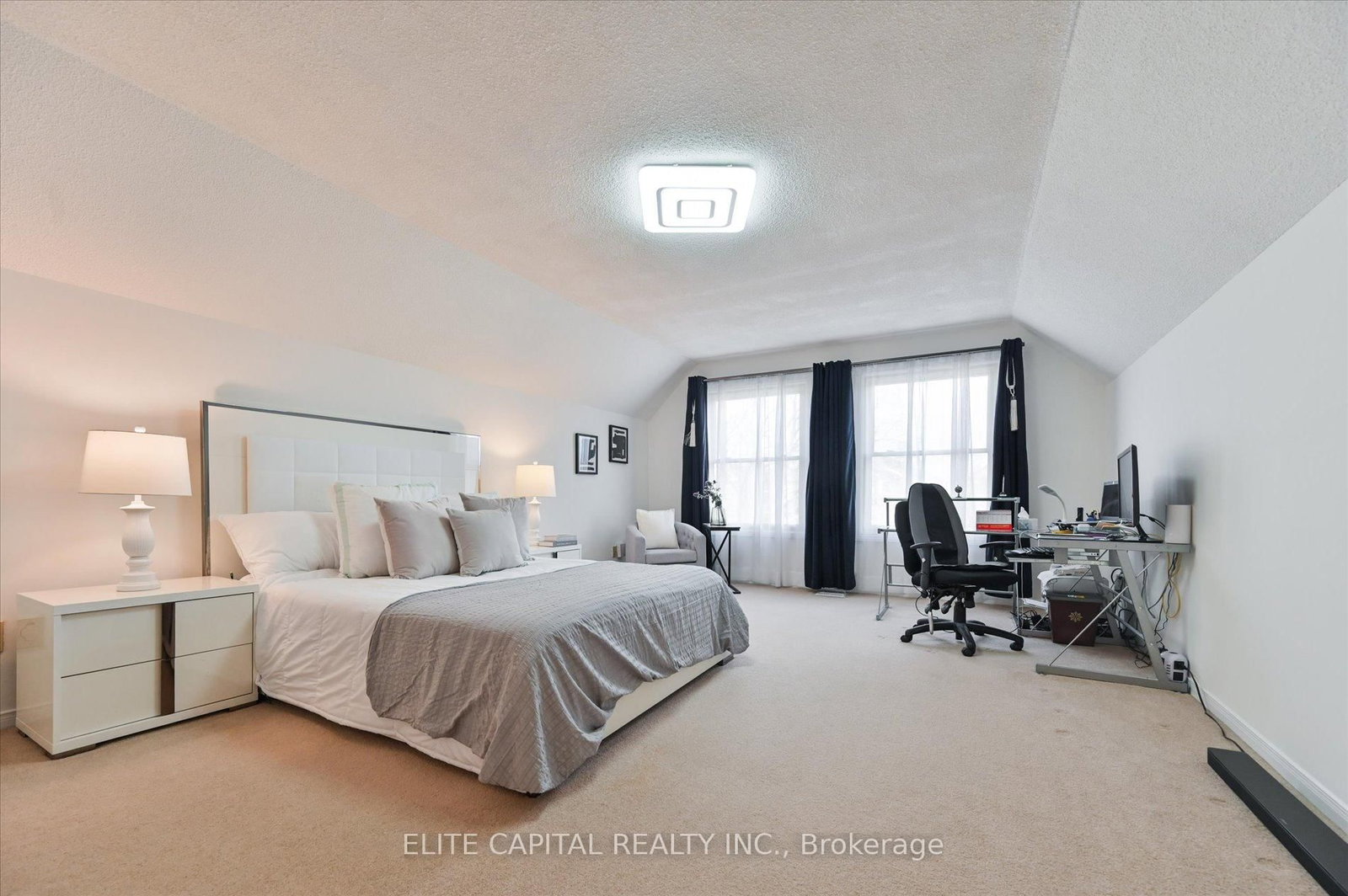 Detached House for sale at 54 Bauer Crescent, Markham, Ontario, L3R 4H4 - Unionville - MLS: N12982142