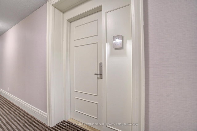 407 - 310 Red Maple Road