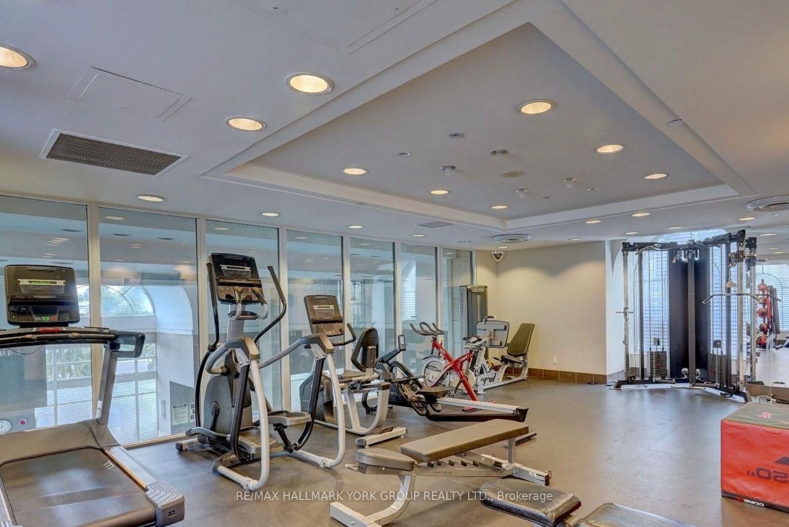 310 Red Maple Road, Unit 407 - Photo 44