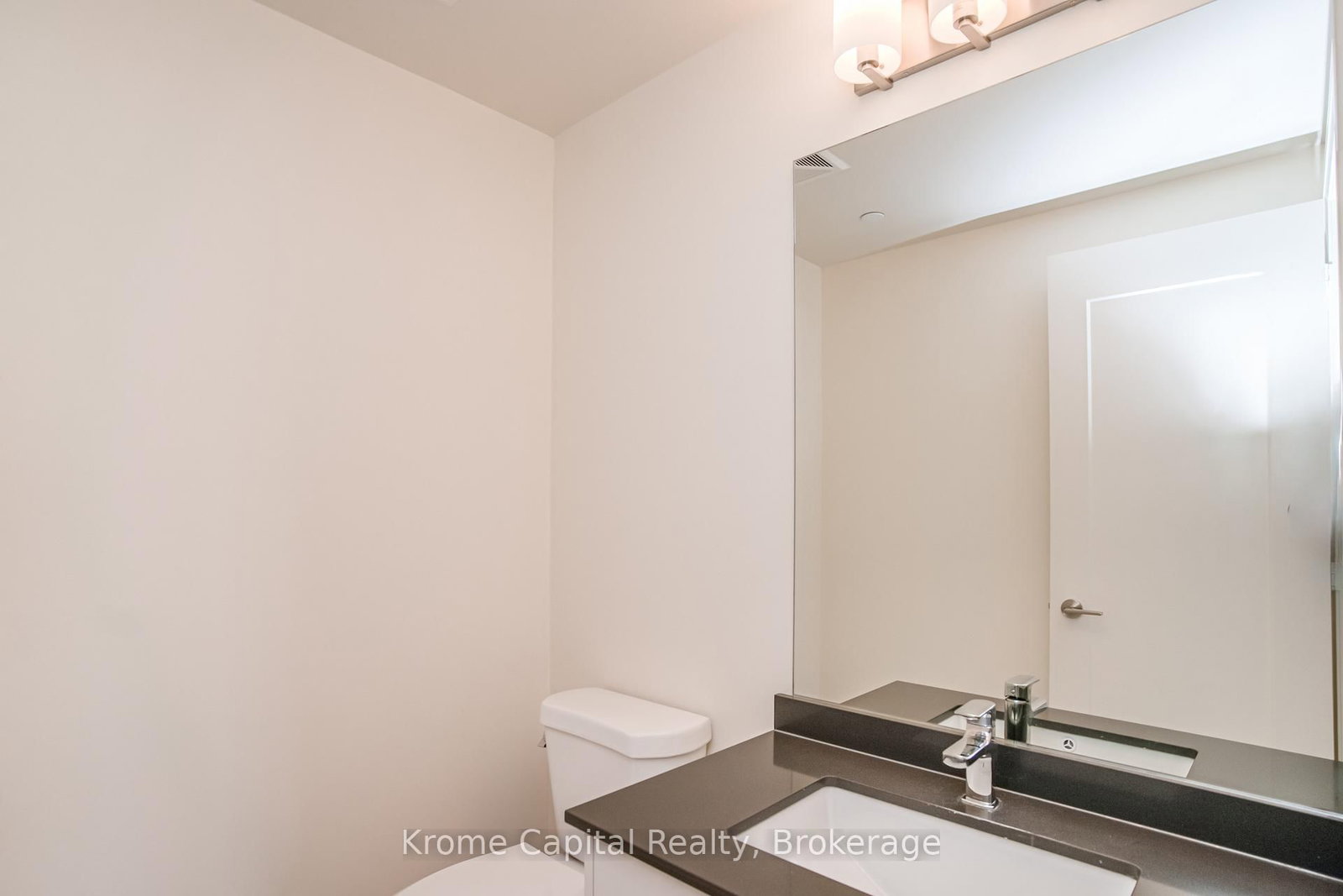 8960 Jane Street, Unit 314 - Photo 13