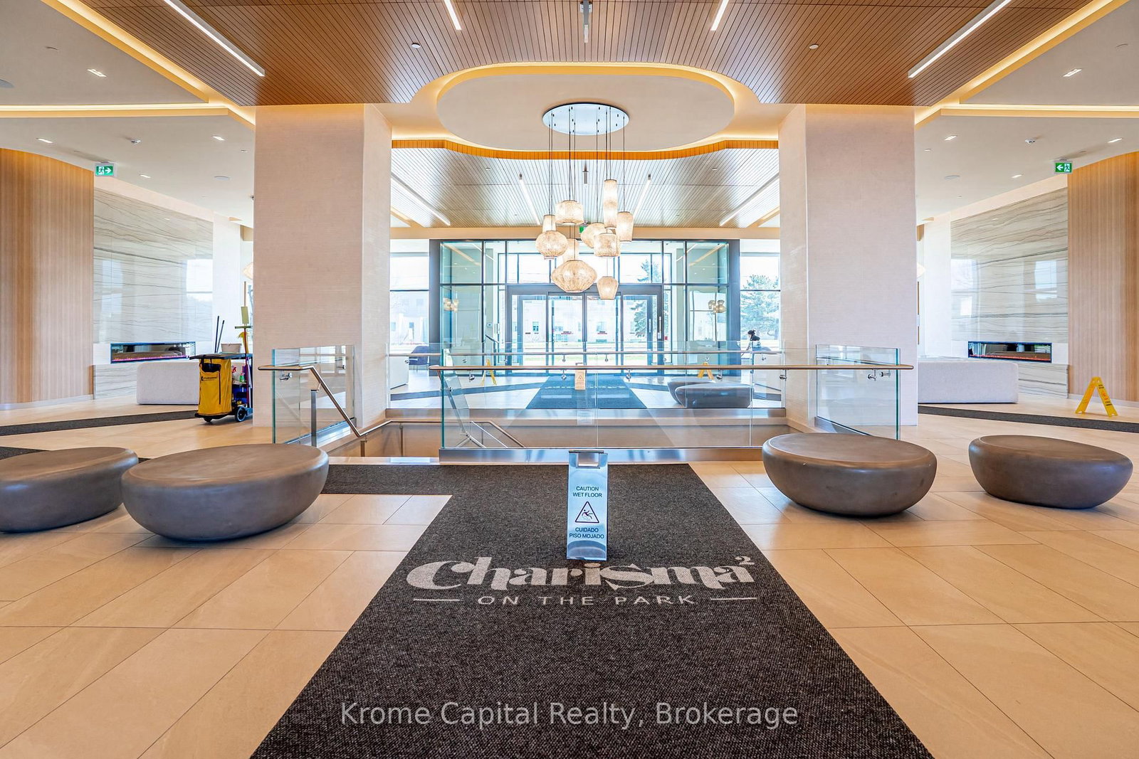 8960 Jane Street, Unit 314 - Photo 3