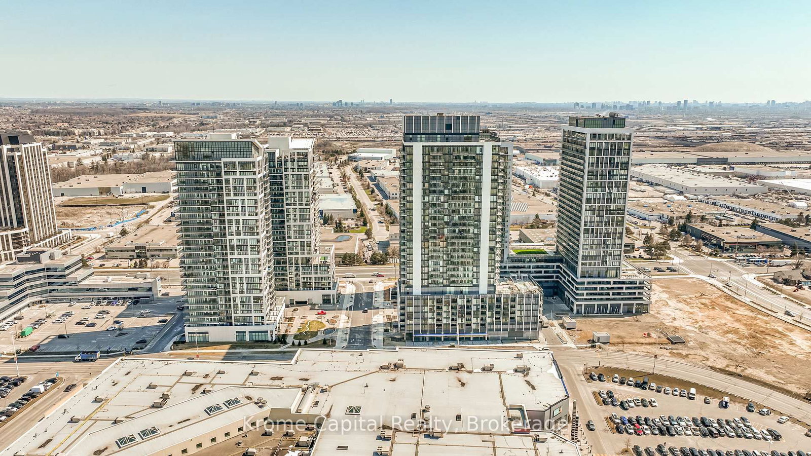 8960 Jane Street, Unit 314 - Photo 30