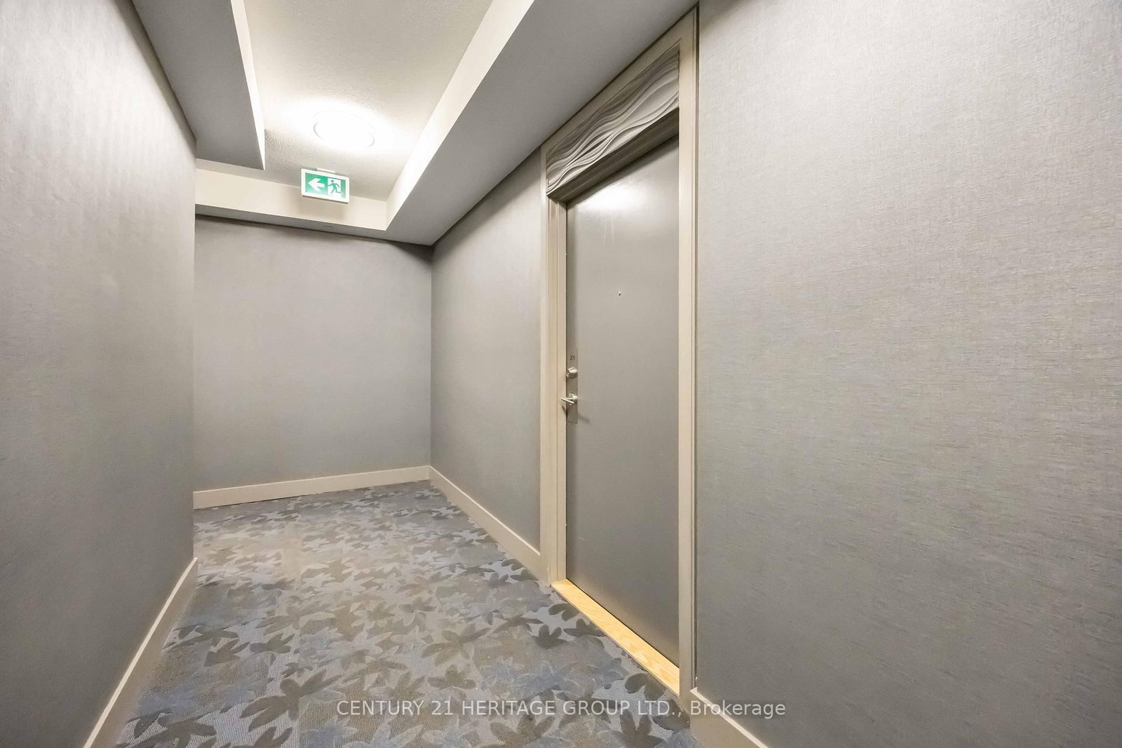 9618 Yonge Street, Unit 201 - Photo 4