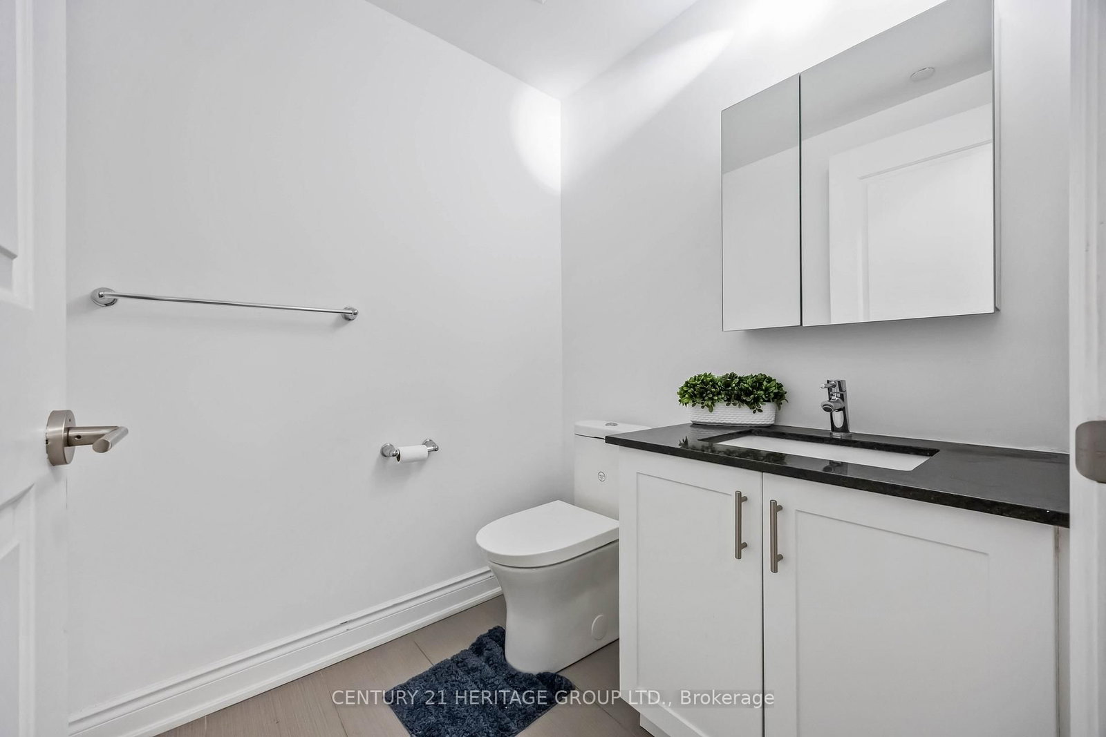 9618 Yonge Street, Unit 201 - Photo 8