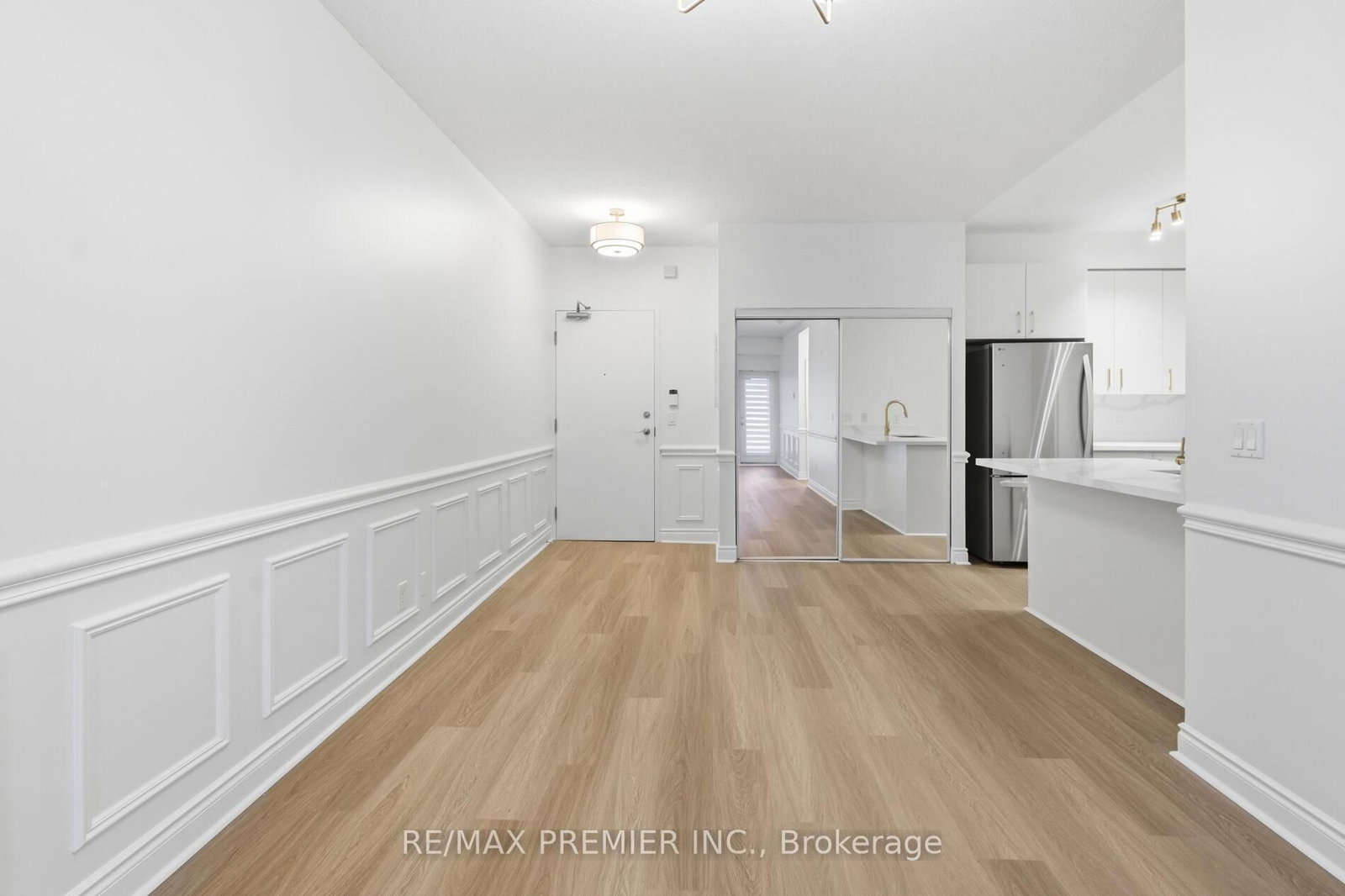 8201 Islington Avenue, Unit 106 - Photo 11