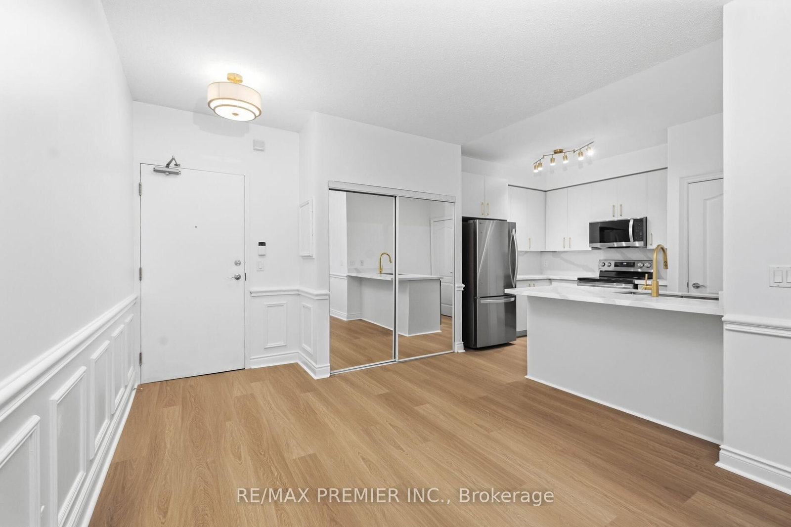 8201 Islington Avenue, Unit 106 - Photo 6