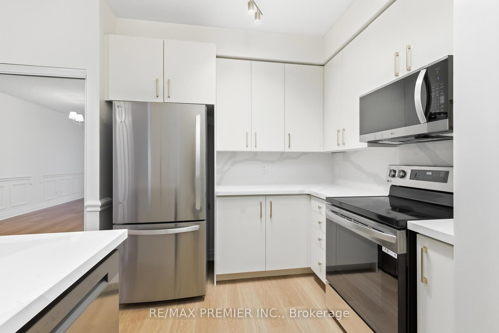 8201 Islington Avenue, Unit 106 - Photo 8