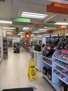 8 - 170 Esna Park Dr, Markham, L3R 1E3 | Image 2