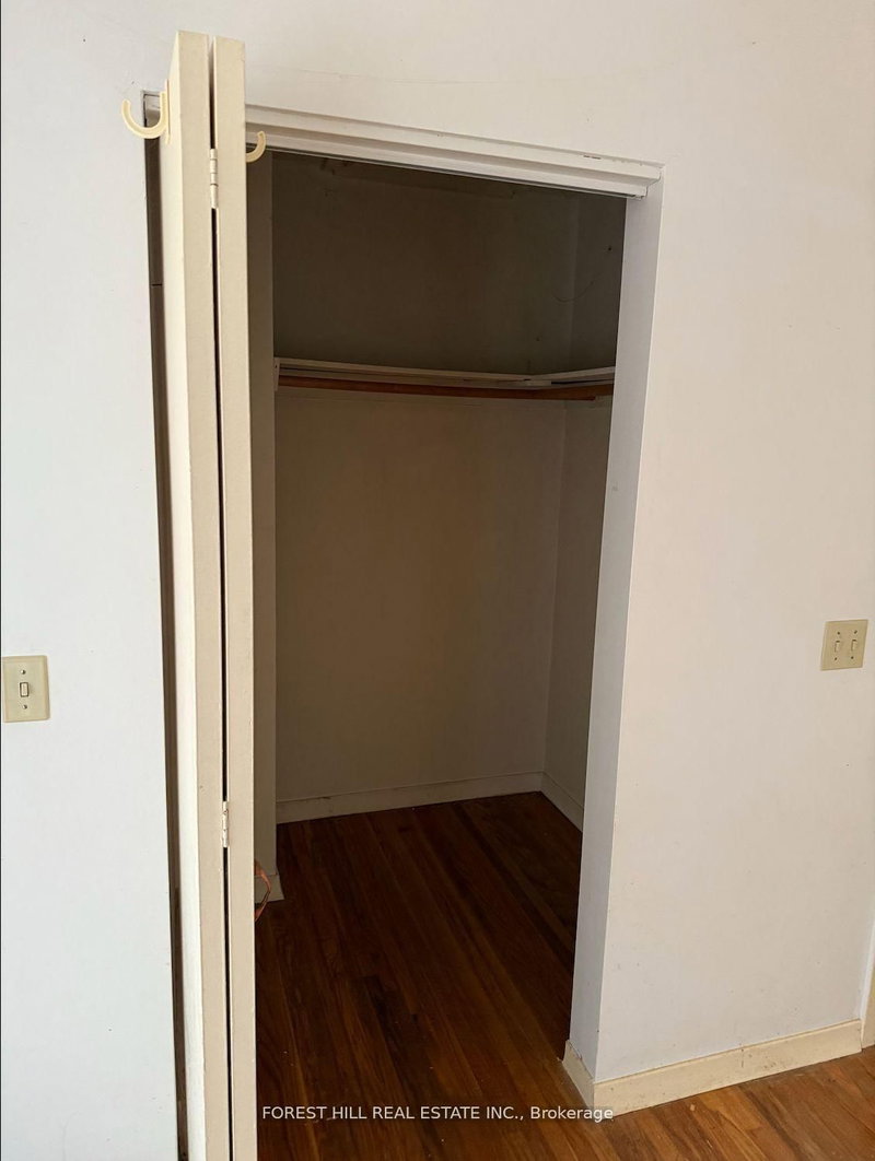 176 May Ave, Richmond Hill, L4C 3S6 | Image 3