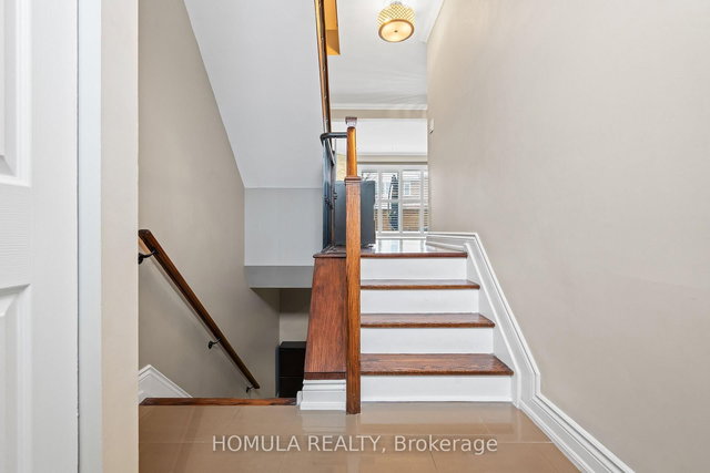 211 Woodbridge Avenue