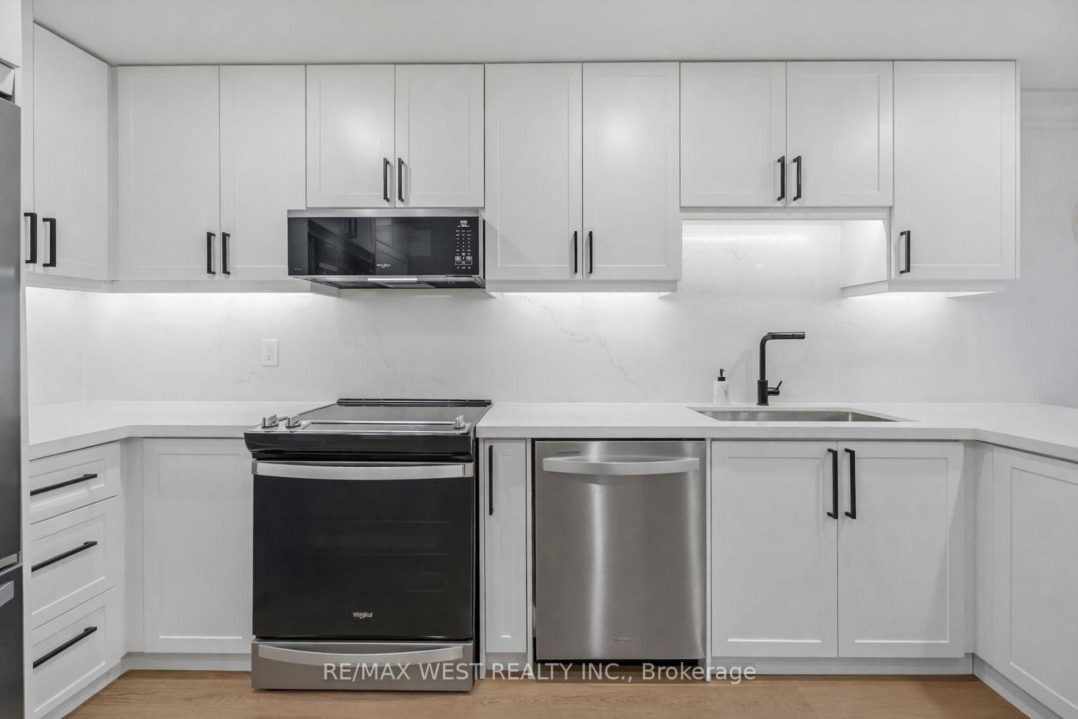 100 Arbors Lane, Unit TH #10 - Photo 12