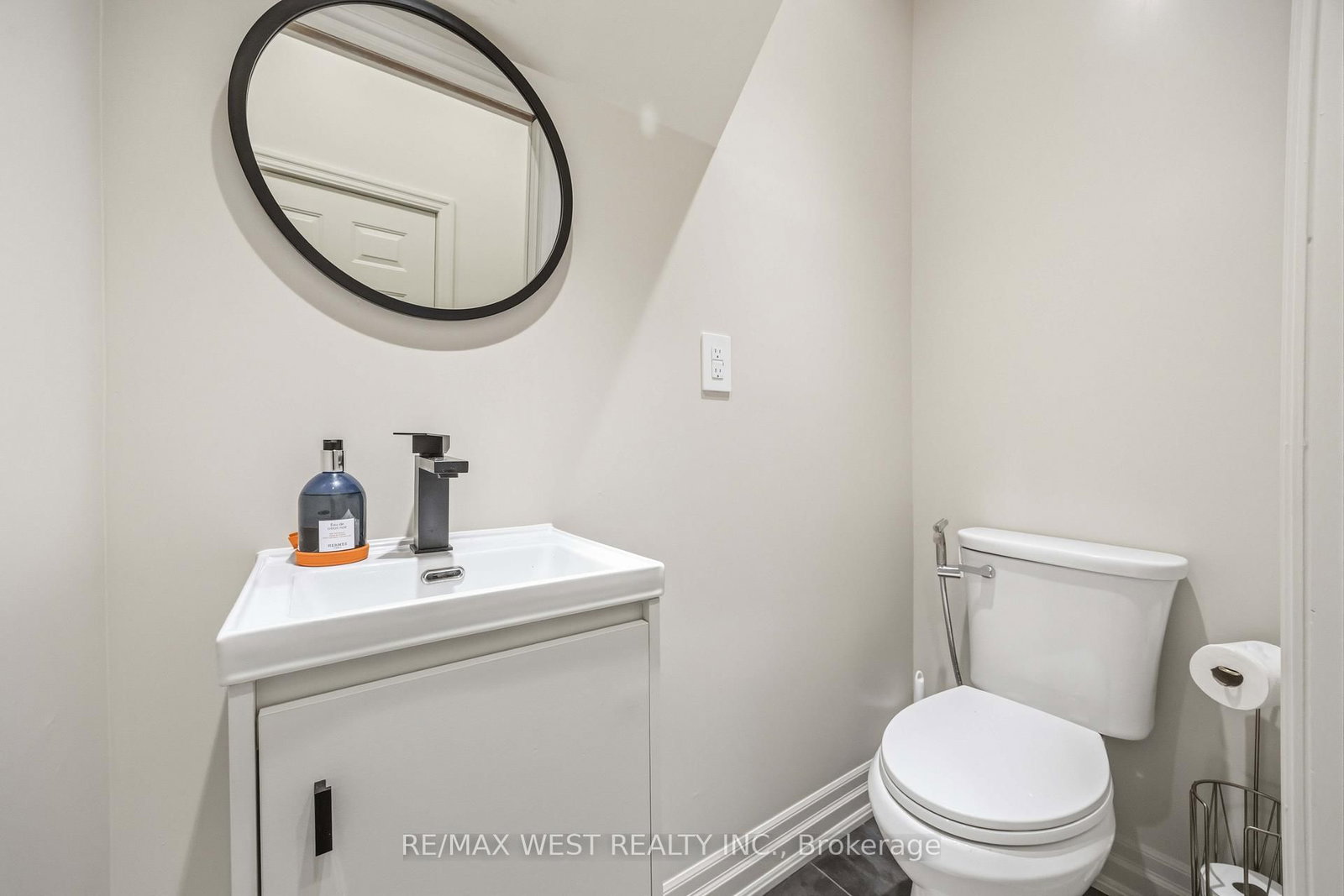 100 Arbors Lane, Unit TH #10 - Photo 15