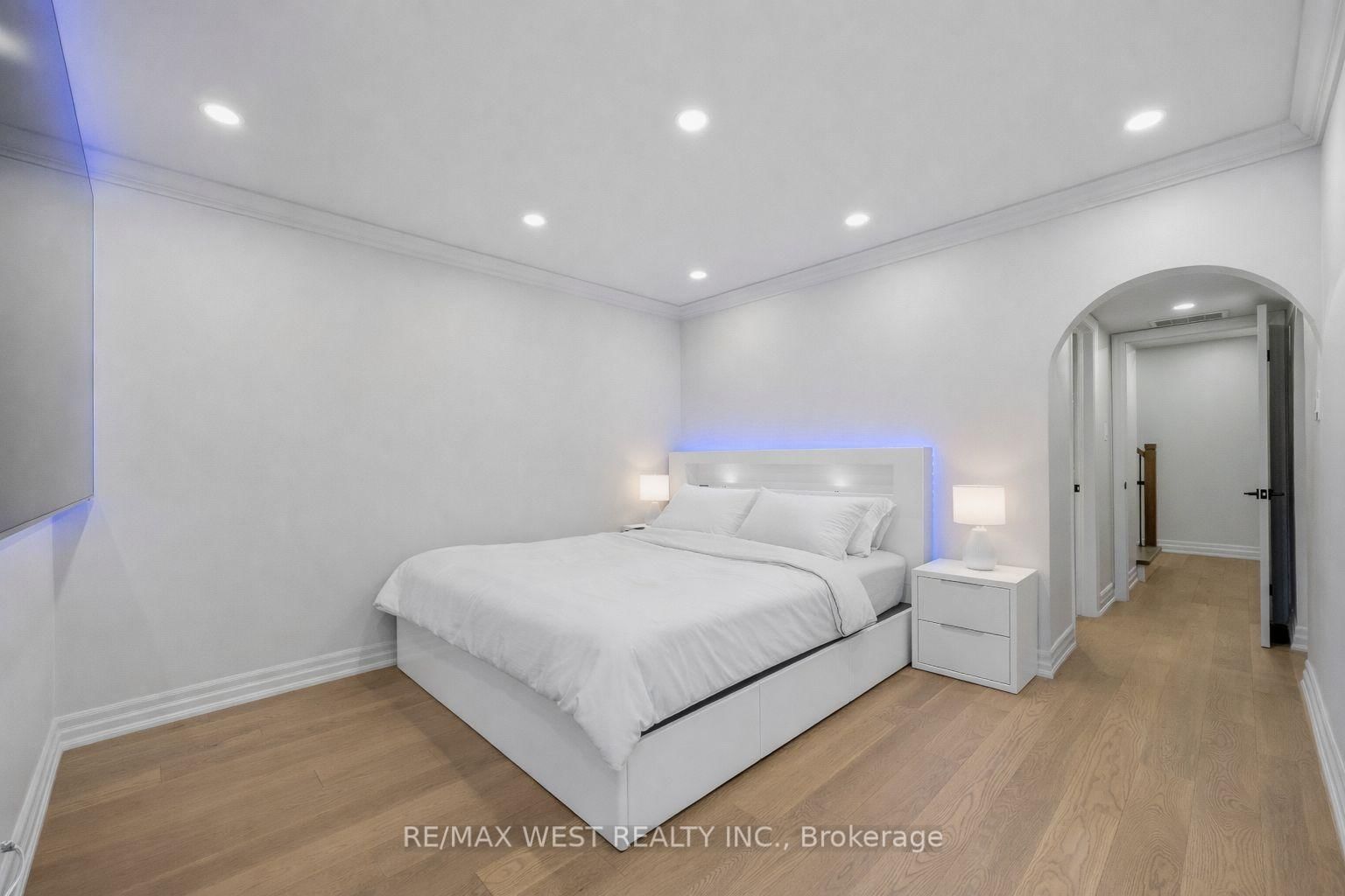 100 Arbors Lane, Unit TH #10 - Photo 17