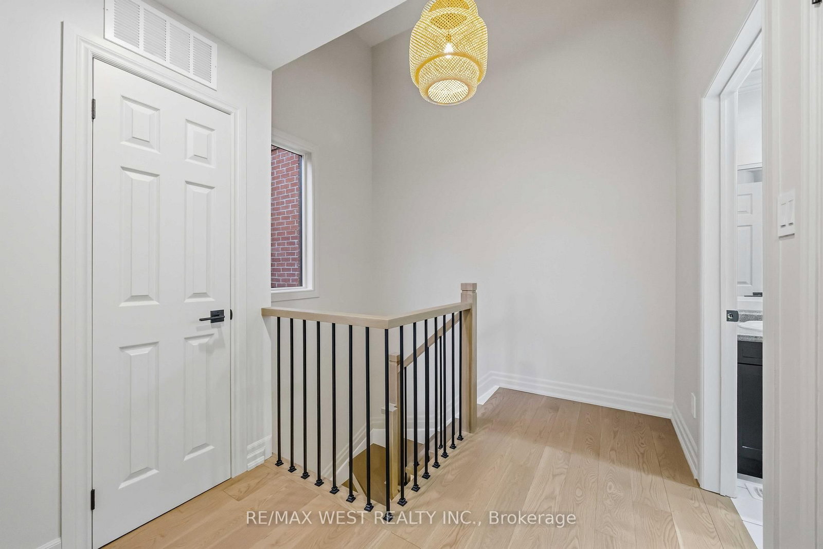 100 Arbors Lane, Unit TH #10 - Photo 23