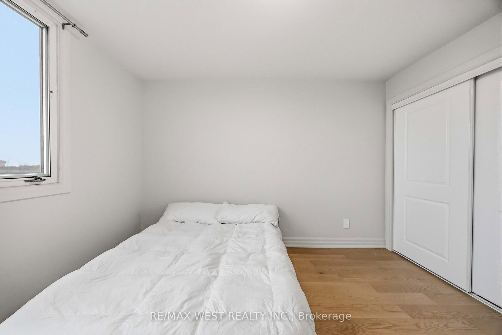 100 Arbors Lane, Unit TH #10 - Photo 43