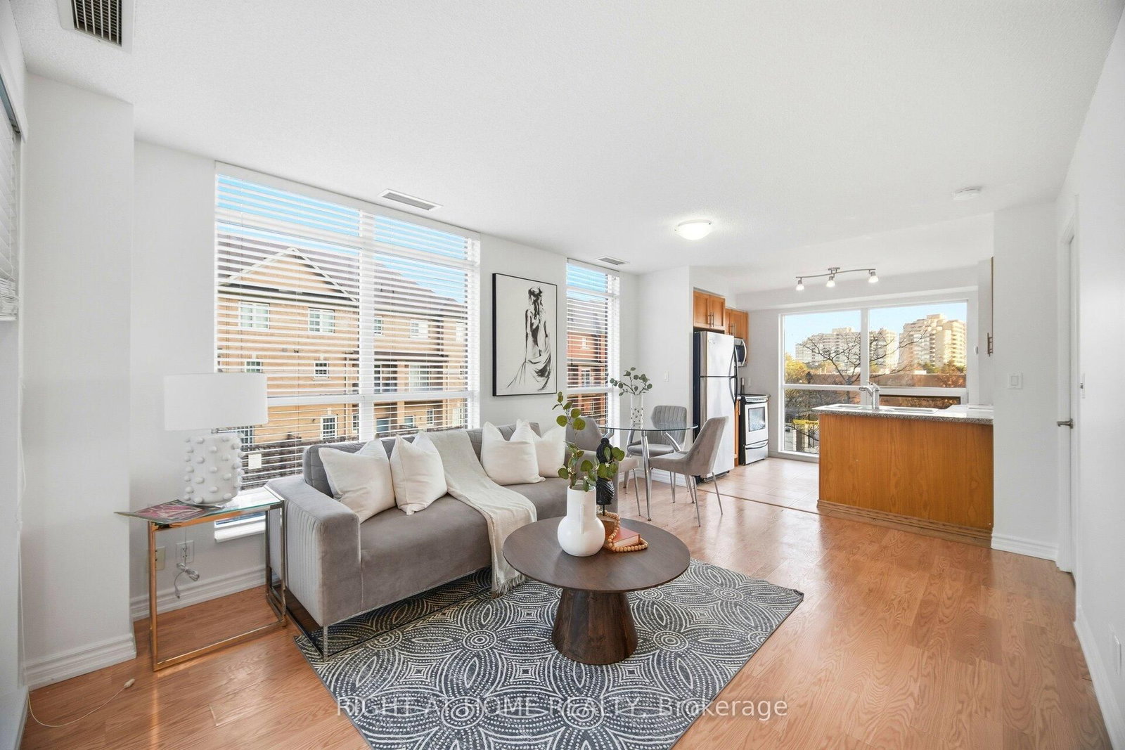 Condo for sale at 211-18 Harding Boulevard, Richmond Hill, Ontario, L4C 0T3 - Harding - MLS: N12983376