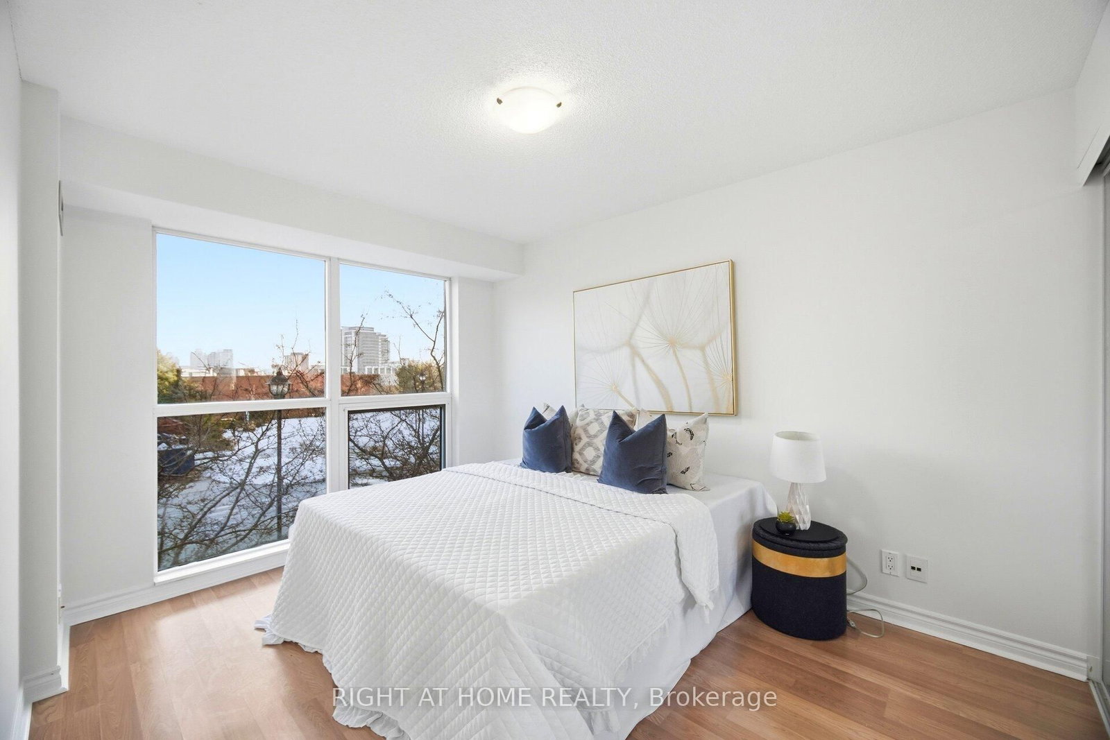 Condo for sale at 211-18 Harding Boulevard, Richmond Hill, Ontario, L4C 0T3 - Harding - MLS: N12983376