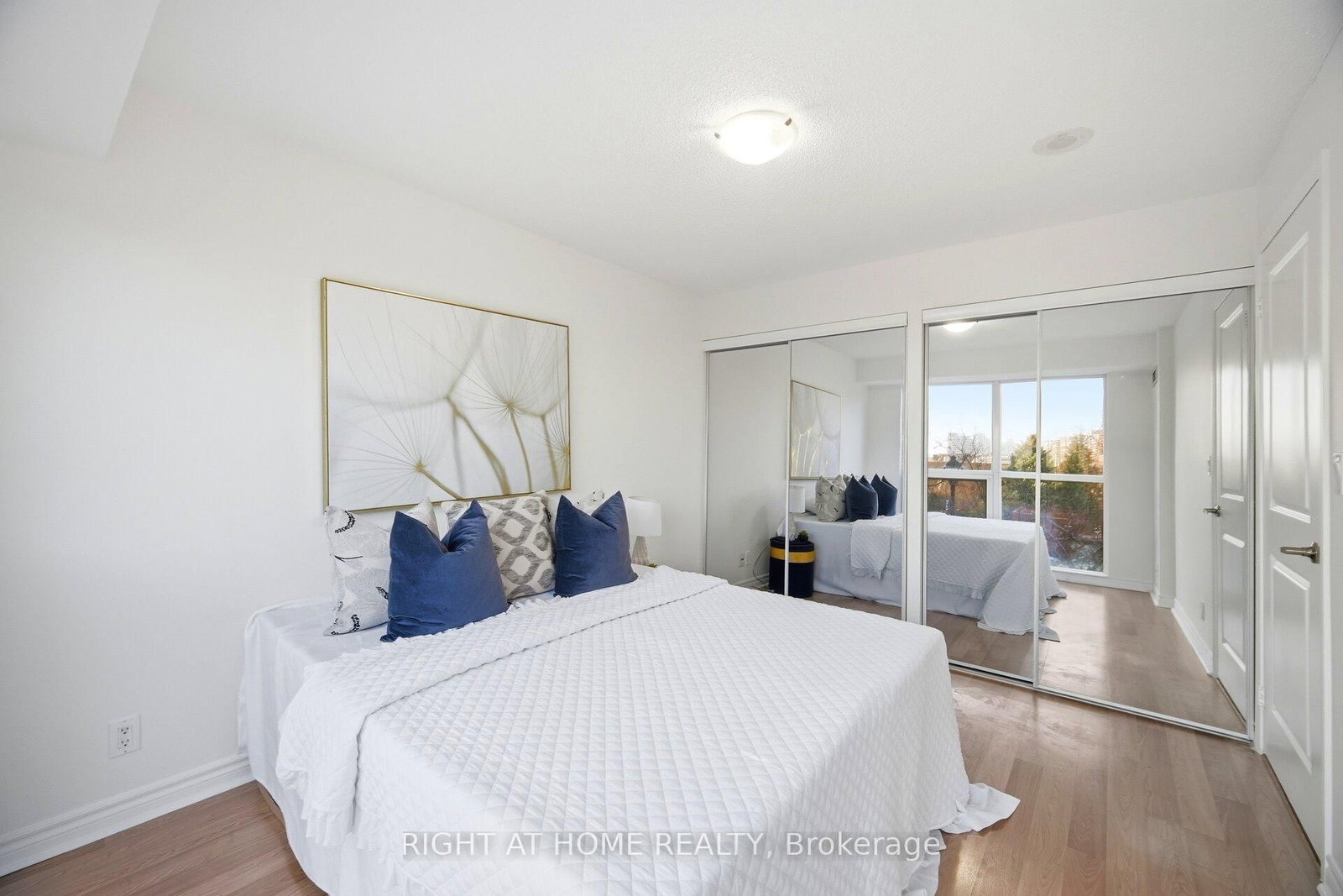 Condo for sale at 211-18 Harding Boulevard, Richmond Hill, Ontario, L4C 0T3 - Harding - MLS: N12983376