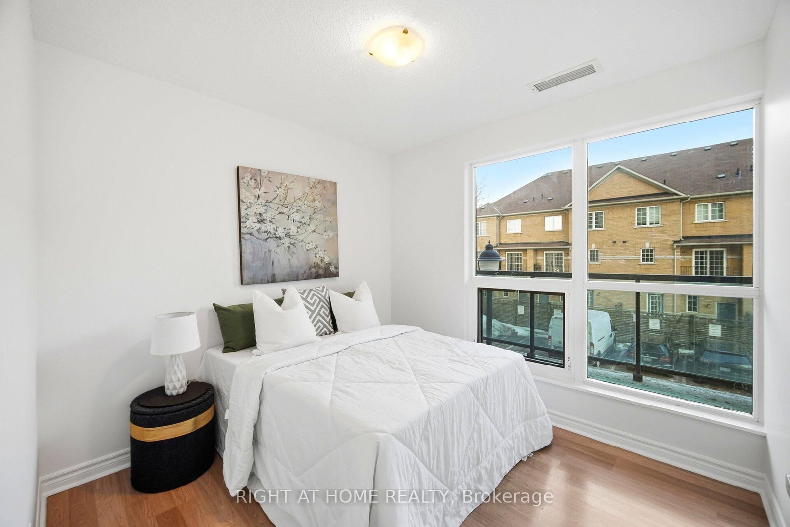 Condo for sale at 211-18 Harding Boulevard, Richmond Hill, Ontario, L4C 0T3 - Harding - MLS: N12983376