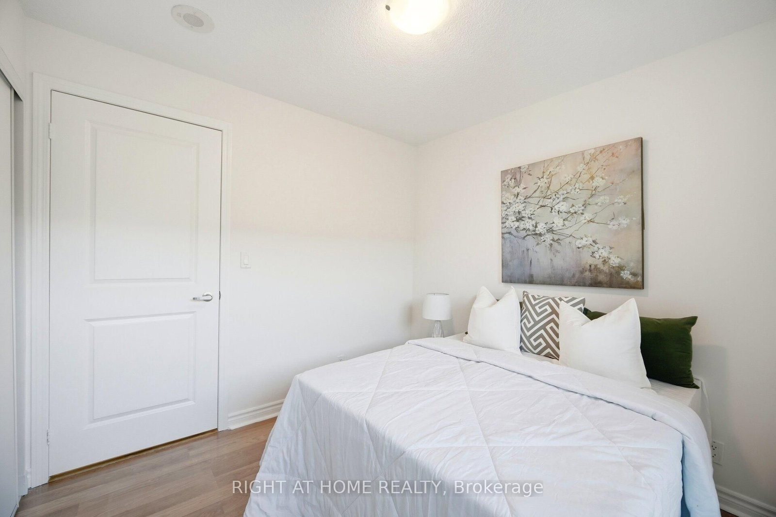 Condo for sale at 211-18 Harding Boulevard, Richmond Hill, Ontario, L4C 0T3 - Harding - MLS: N12983376