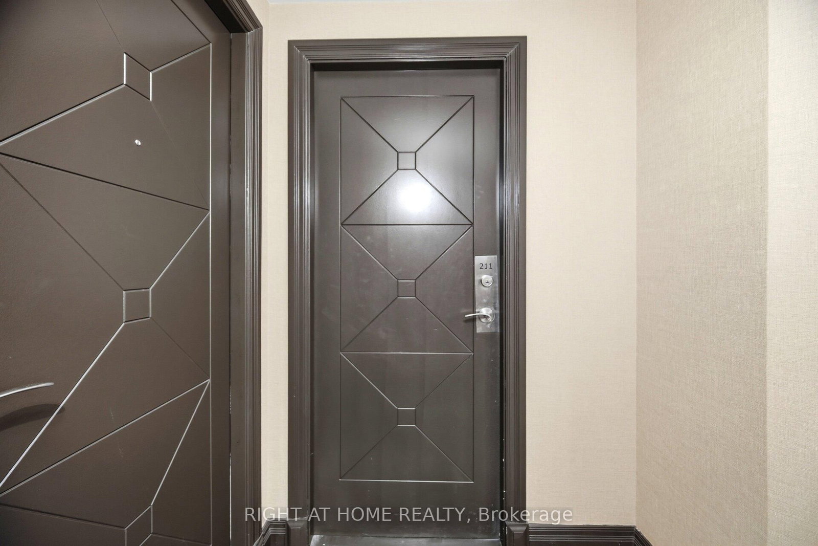 Condo for sale at 211-18 Harding Boulevard, Richmond Hill, Ontario, L4C 0T3 - Harding - MLS: N12983376