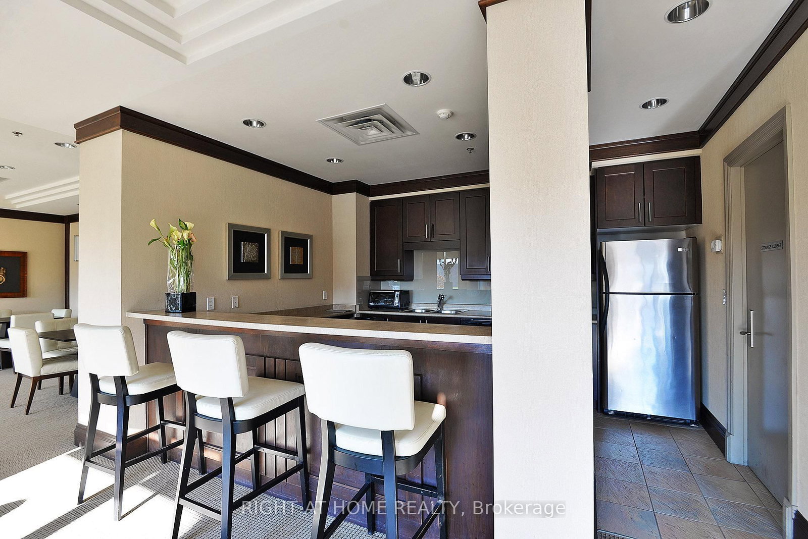 Condo for sale at 211-18 Harding Boulevard, Richmond Hill, Ontario, L4C 0T3 - Harding - MLS: N12983376