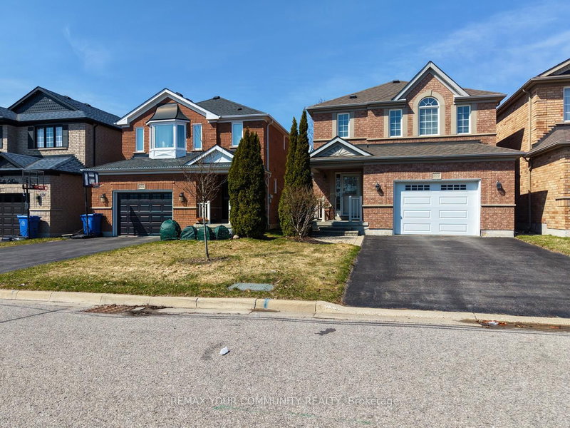 109 Collis Dr, Aurora, L4G 7V2 | Image 3