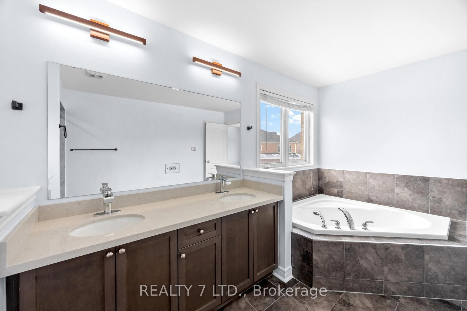 67 Jewelwing Court - Photo 23