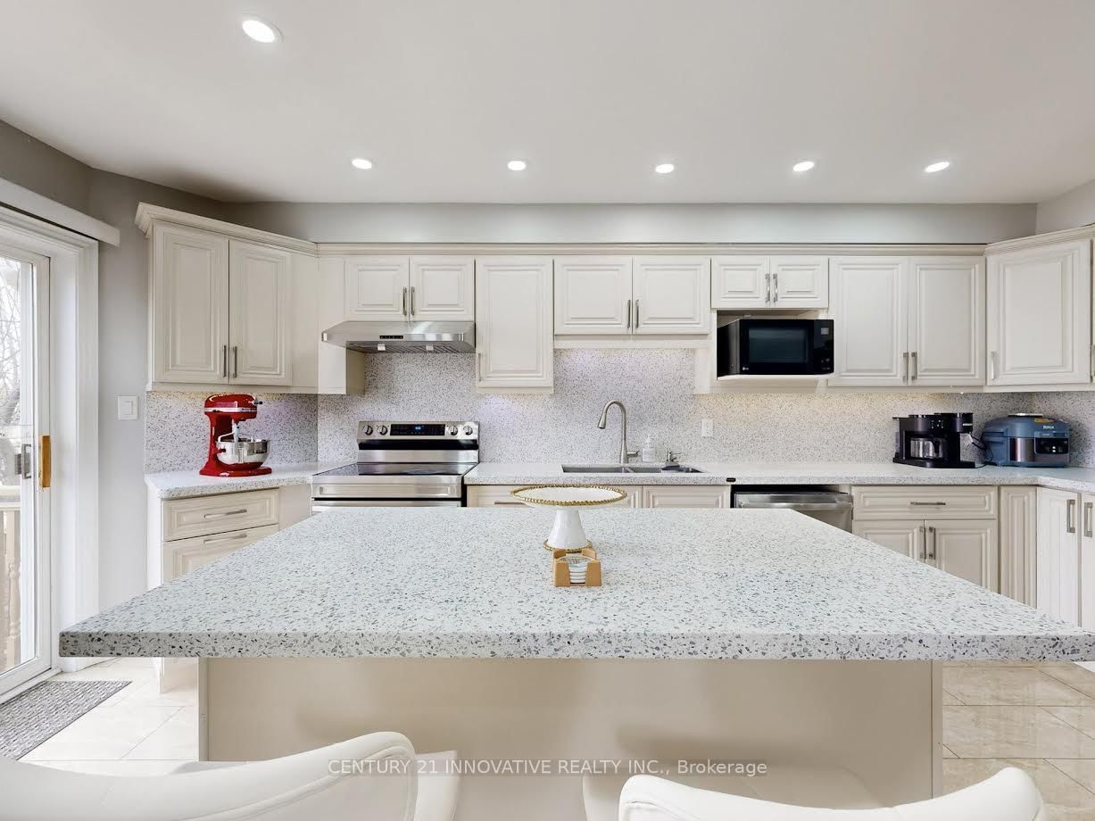 Detached House for sale at 336 St Joan of Arc Avenue, Vaughan, Ontario, L6A 3N1 - Maple - MLS: N12983888