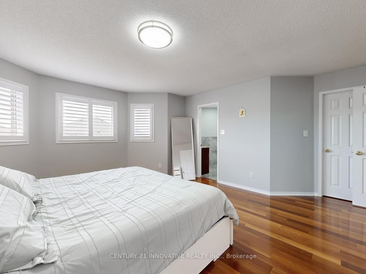 Detached House for sale at 336 St Joan of Arc Avenue, Vaughan, Ontario, L6A 3N1 - Maple - MLS: N12983888