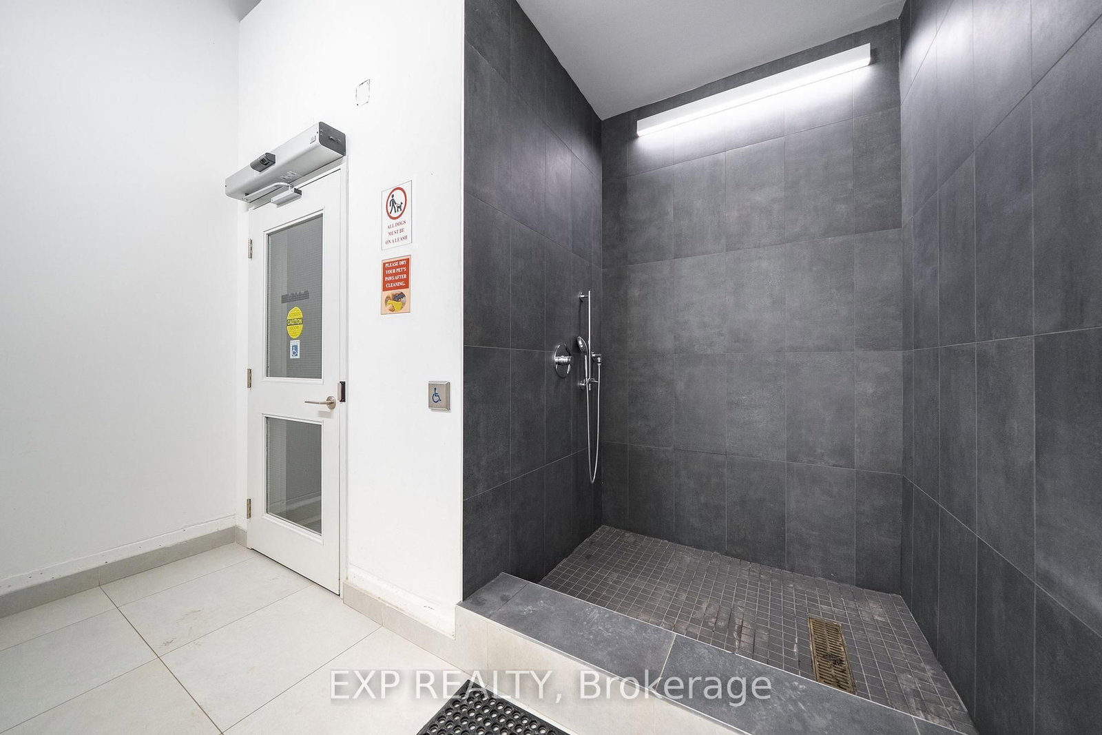 30 Upper Mall Way, Unit A2205 - Photo 39