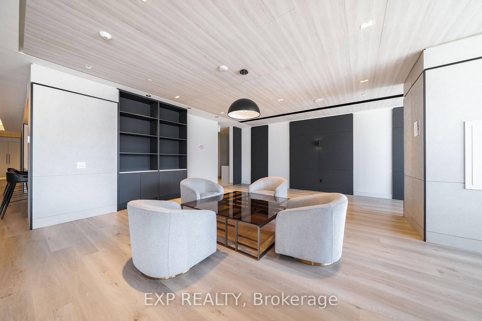 30 Upper Mall Way, Unit A2205 - Photo 44