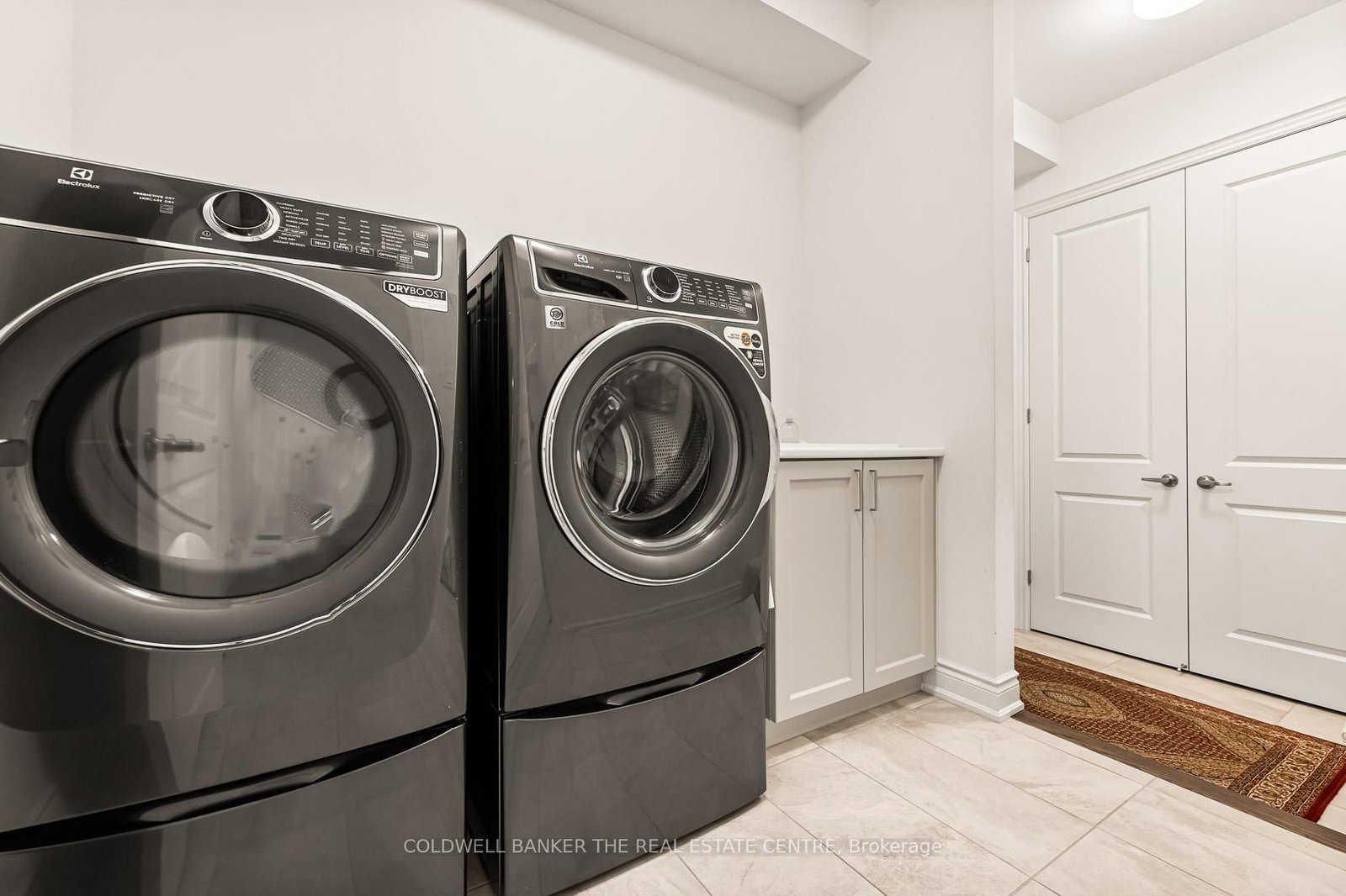 28 Bellflower Crescent - Photo 15