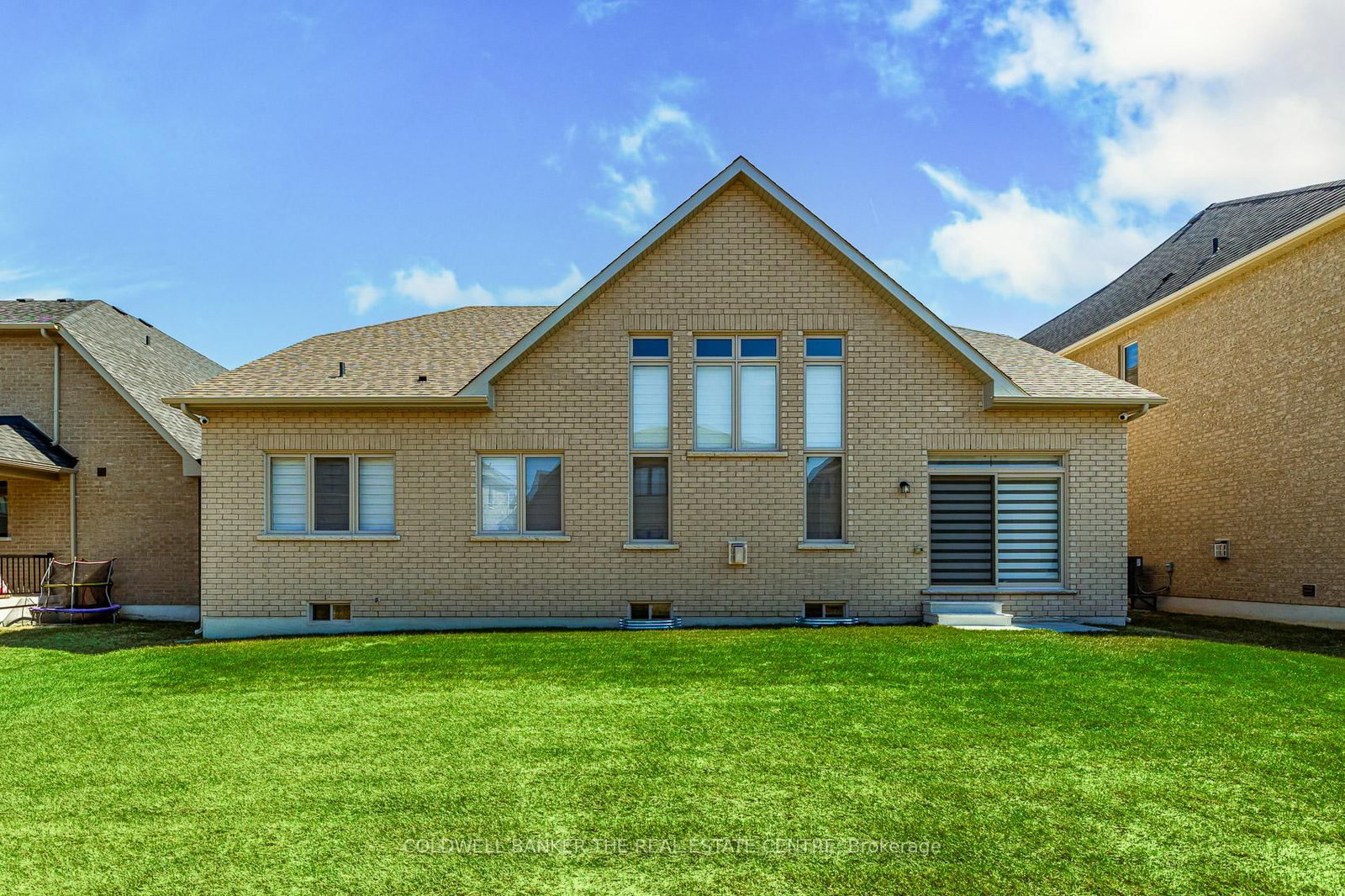 28 Bellflower Crescent - Photo 34