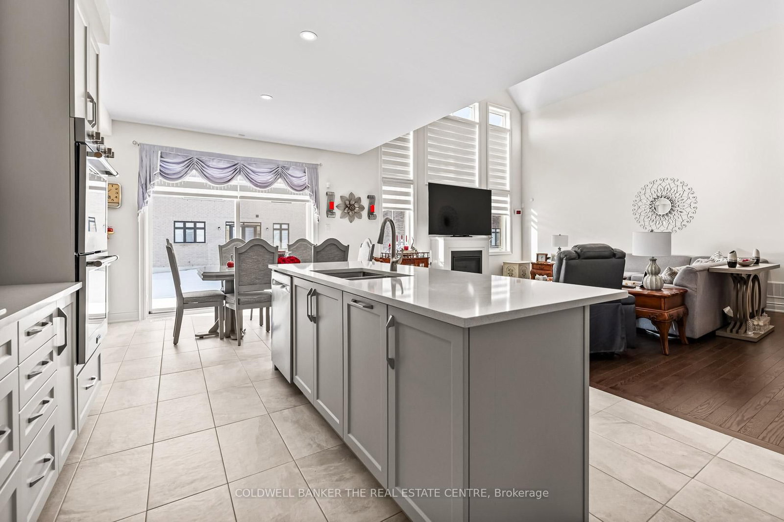 28 Bellflower Crescent - Photo 7