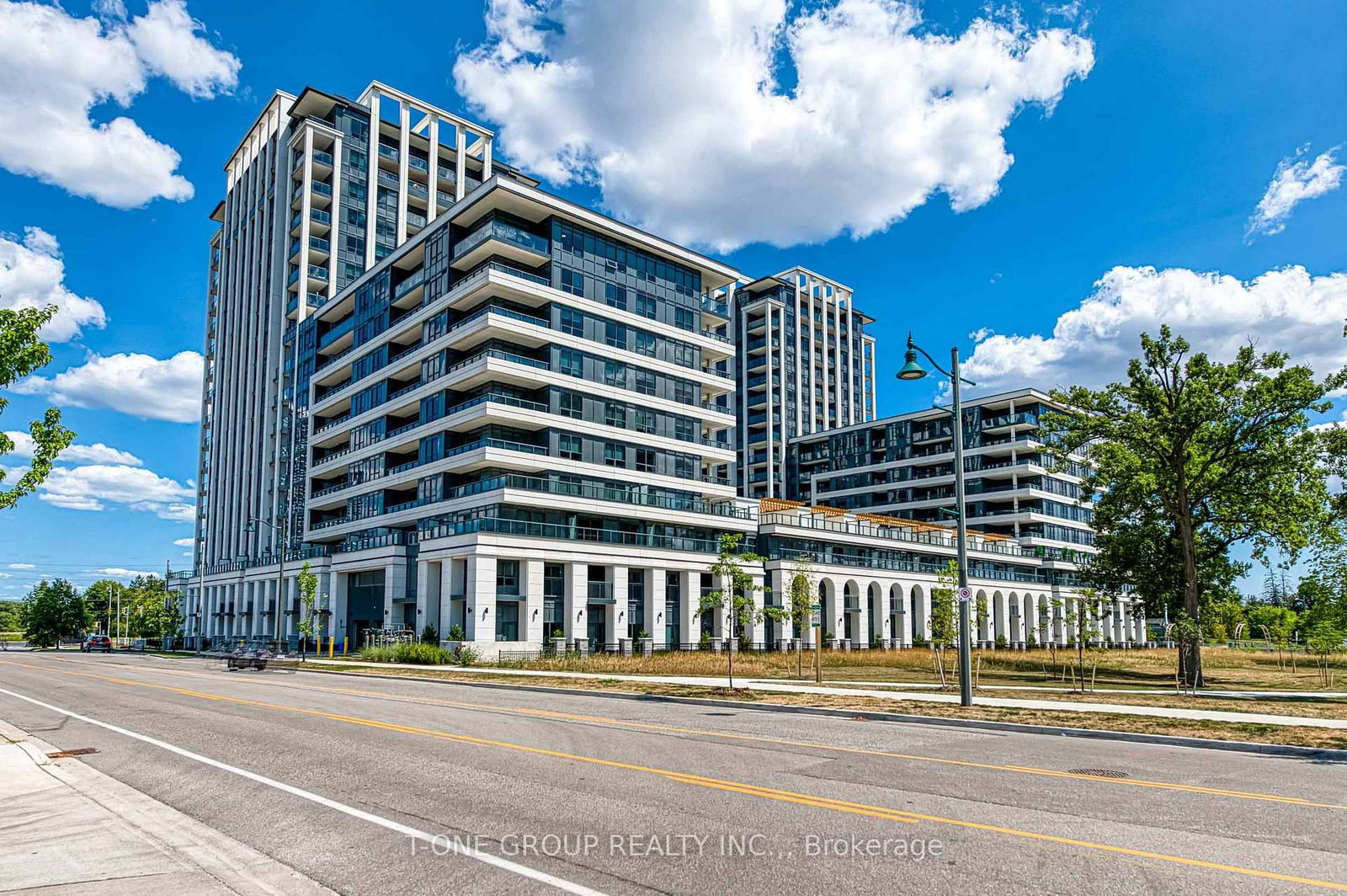 8 Cedarland Drive, Unit 1115 - Photo 3