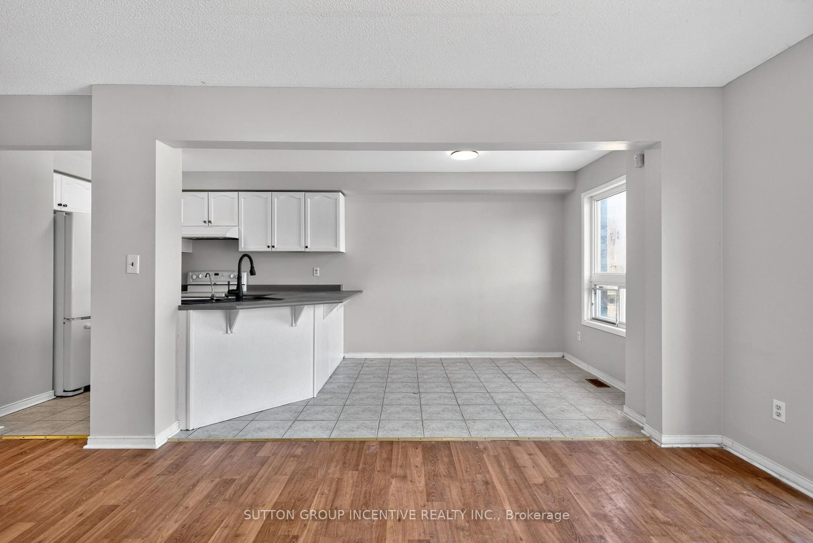 Townhouse for sale at 1410 Forest Street, Innisfil, Ontario, L9S 4Y4 - Alcona - MLS: N12984218