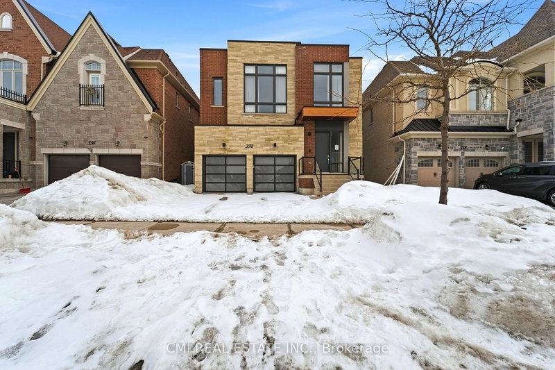 392 Farrell Rd, Vaughan, L6A 4W8 | Image 2