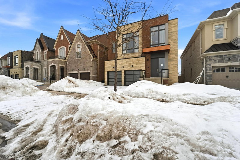 392 Farrell Rd, Vaughan, L6A 4W8 | Image 3